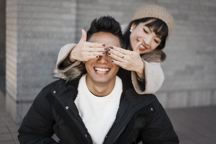LuxuryDating.com으로 풍성한 사랑을 경험해보세요