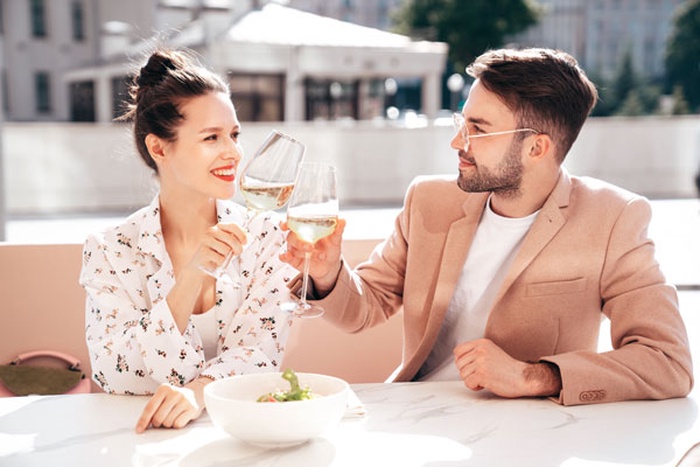 Luxury Dating
